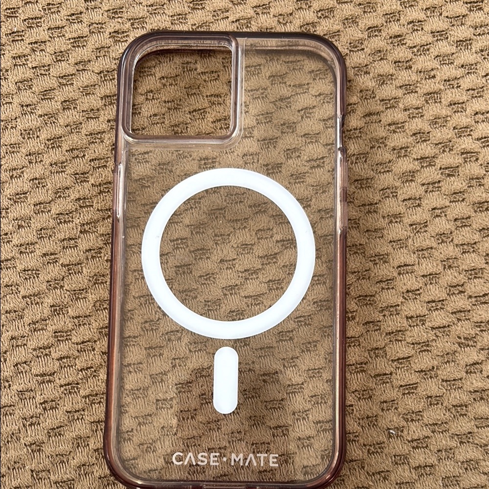 Case-Mate White Magnetic Wireless Charging Phone Case